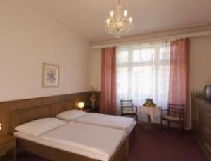 Jessenius - Esplanade Hotel